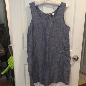 Linen lightweight dress with pockets